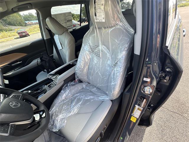 new 2026 Toyota Grand Highlander car, priced at $57,078