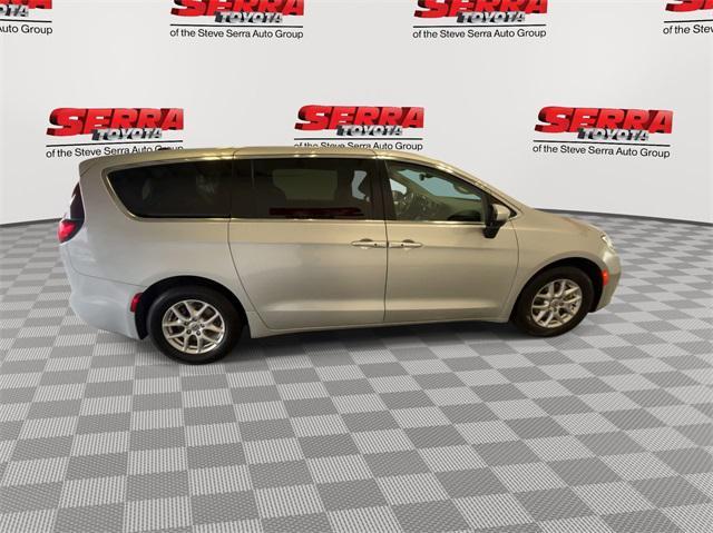 used 2023 Chrysler Pacifica car, priced at $23,700