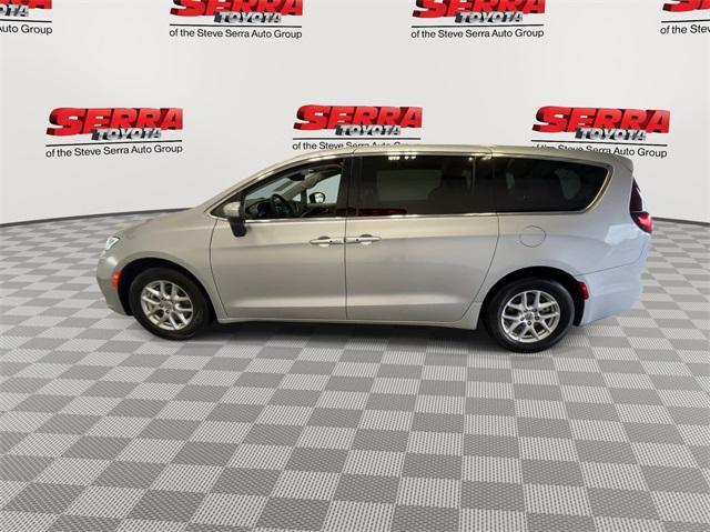 used 2023 Chrysler Pacifica car, priced at $23,700