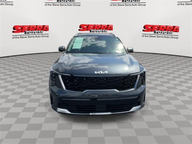 used 2024 Kia Sorento car, priced at $30,200