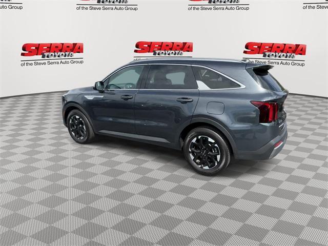 used 2024 Kia Sorento car, priced at $30,200