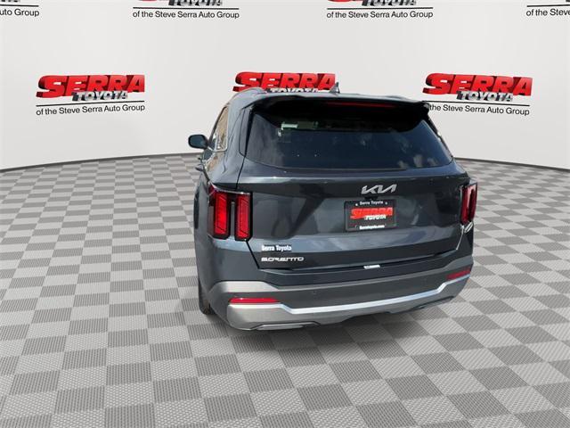 used 2024 Kia Sorento car, priced at $30,200