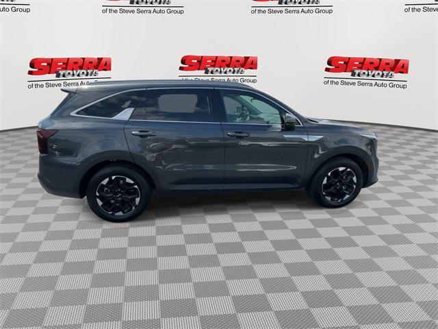 used 2024 Kia Sorento car, priced at $30,200