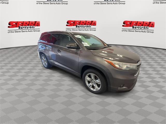 used 2015 Toyota Highlander car, priced at $16,100