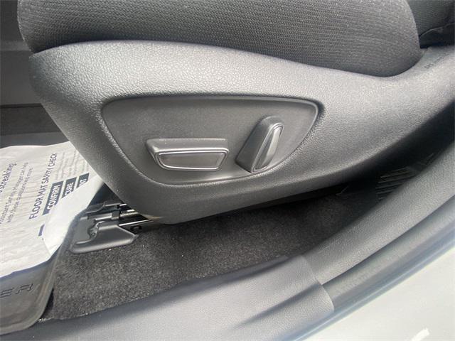 used 2025 Toyota Highlander car, priced at $47,900
