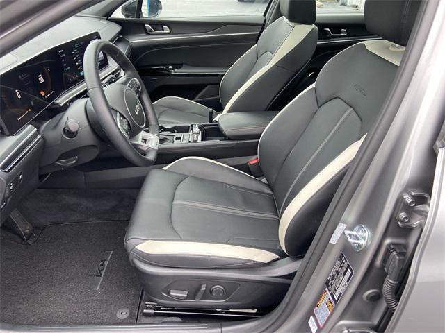 used 2025 Kia K5 car, priced at $28,900