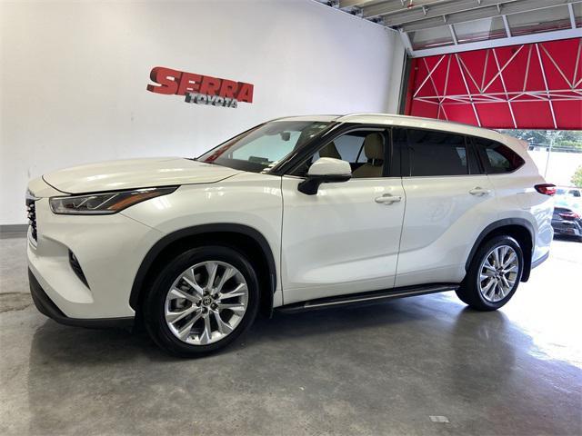 used 2023 Toyota Highlander car, priced at $42,900