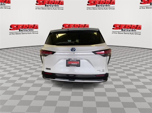 used 2024 Toyota Sienna car, priced at $51,900