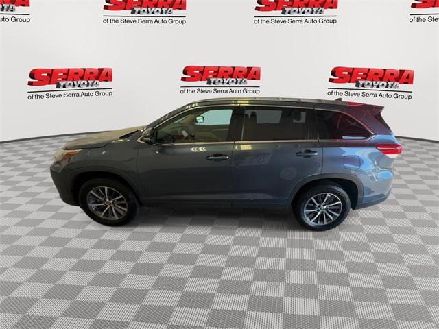 used 2019 Toyota Highlander car, priced at $21,300