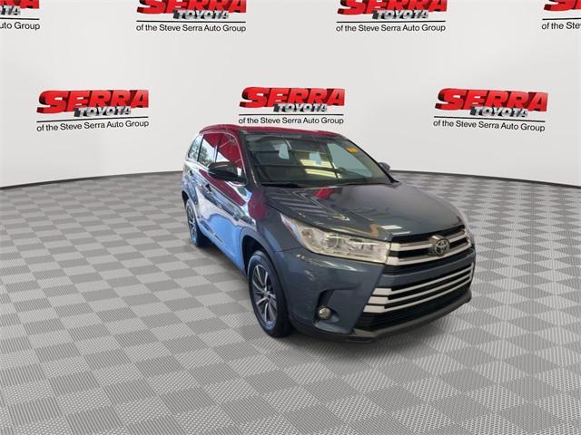 used 2019 Toyota Highlander car, priced at $21,300