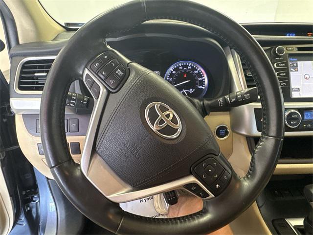 used 2019 Toyota Highlander car, priced at $21,300