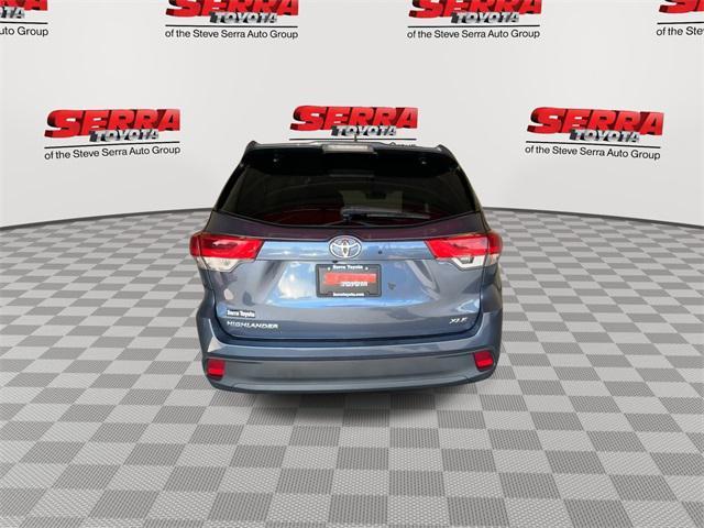 used 2019 Toyota Highlander car, priced at $21,300
