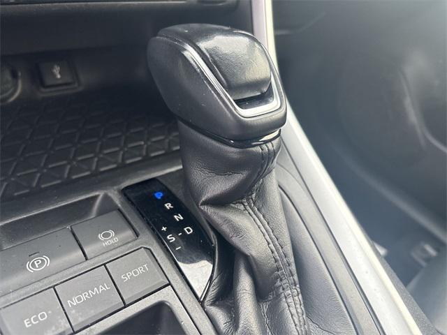 used 2020 Toyota RAV4 car, priced at $25,775