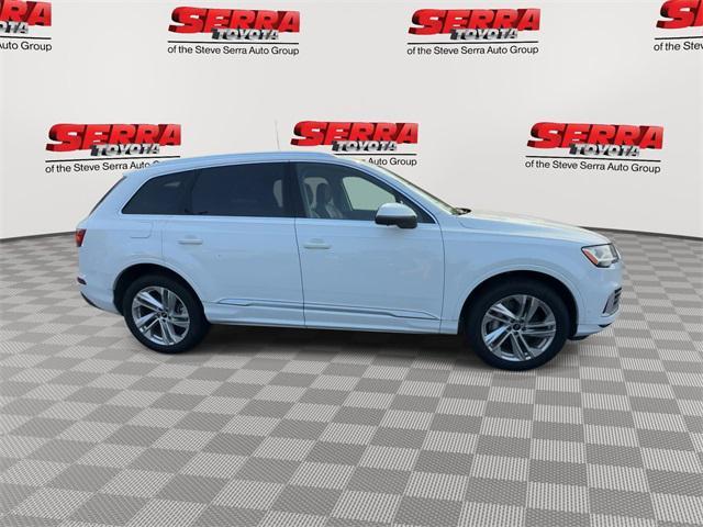 used 2023 Audi Q7 car, priced at $39,500