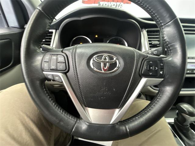 used 2015 Toyota Highlander car, priced at $19,500