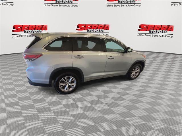 used 2015 Toyota Highlander car, priced at $19,500