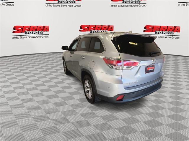 used 2015 Toyota Highlander car, priced at $19,500