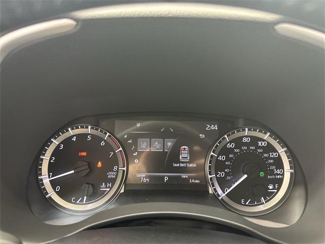 used 2023 Toyota Highlander car, priced at $34,900