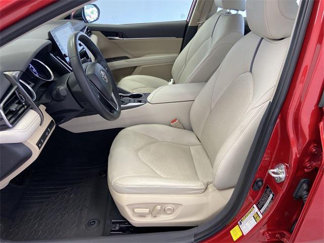 used 2023 Toyota Camry Hybrid car, priced at $32,301