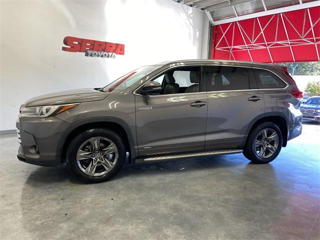 used 2017 Toyota Highlander Hybrid car, priced at $14,141