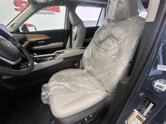 new 2025 Toyota Grand Highlander car, priced at $57,137
