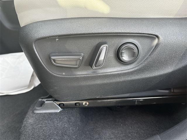 used 2025 Toyota Grand Highlander car, priced at $46,711
