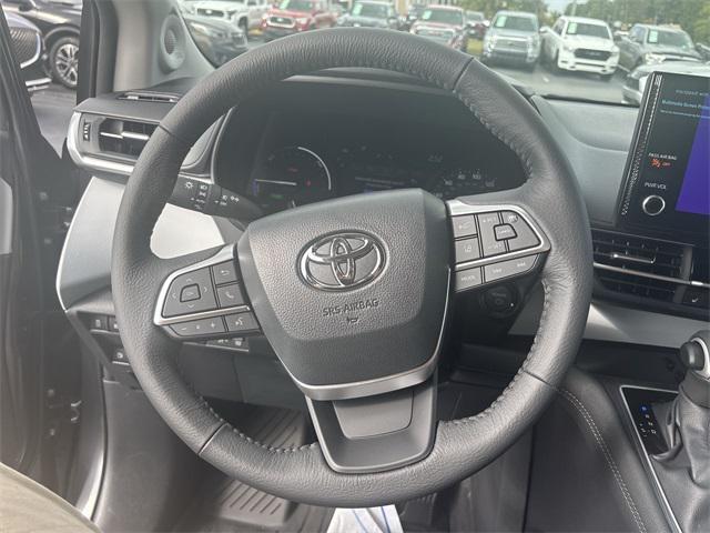 new 2025 Toyota Sienna car, priced at $52,057
