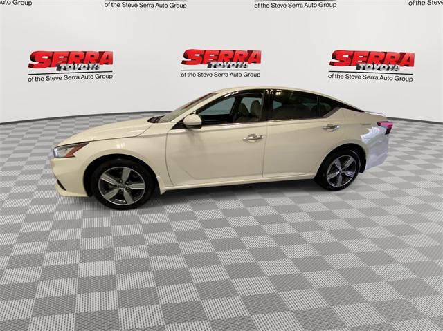 used 2022 Nissan Altima car, priced at $23,900