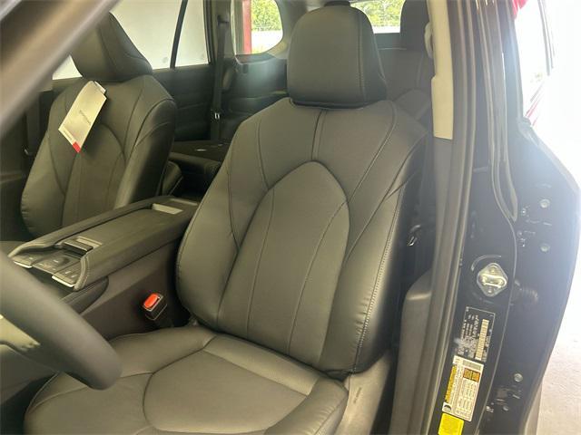 used 2025 Toyota Grand Highlander car, priced at $54,500