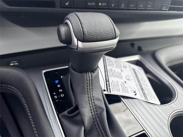 new 2025 Toyota Sienna car, priced at $51,022