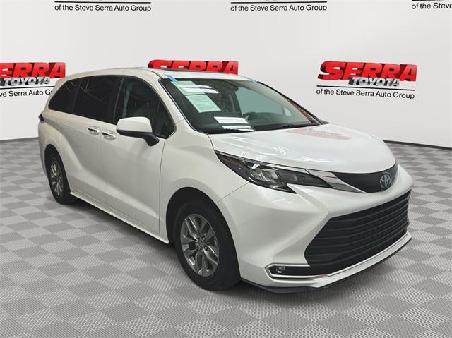 used 2024 Toyota Sienna car, priced at $46,600