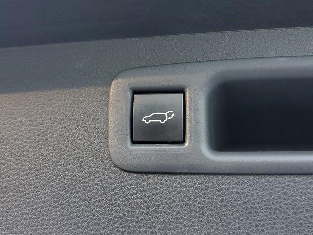 used 2023 Toyota Highlander car, priced at $32,099