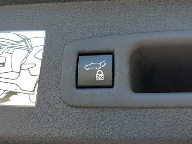 used 2024 Toyota Sienna car, priced at $45,199