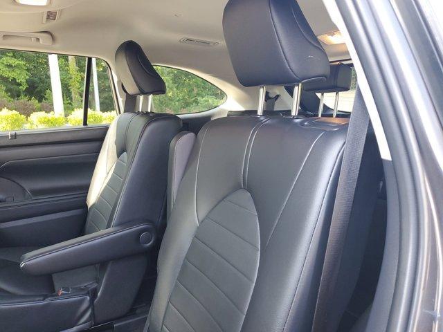 used 2024 Toyota Highlander car, priced at $41,299
