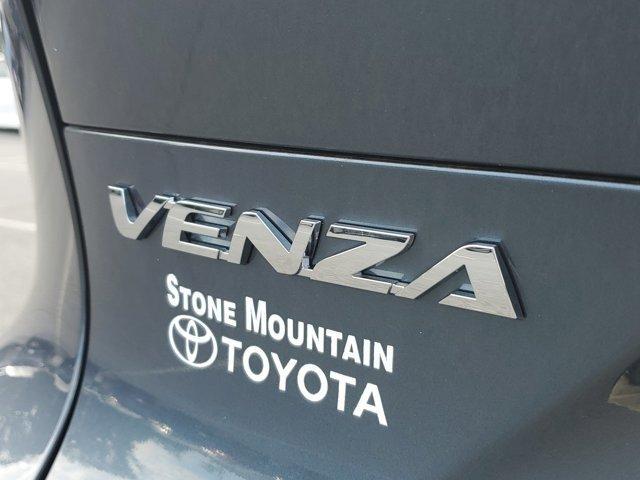 new 2024 Toyota Venza car