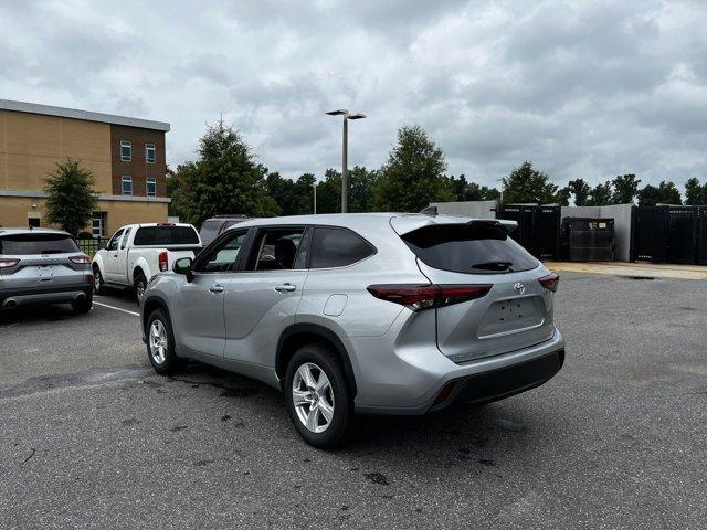 used 2024 Toyota Highlander car, priced at $38,997