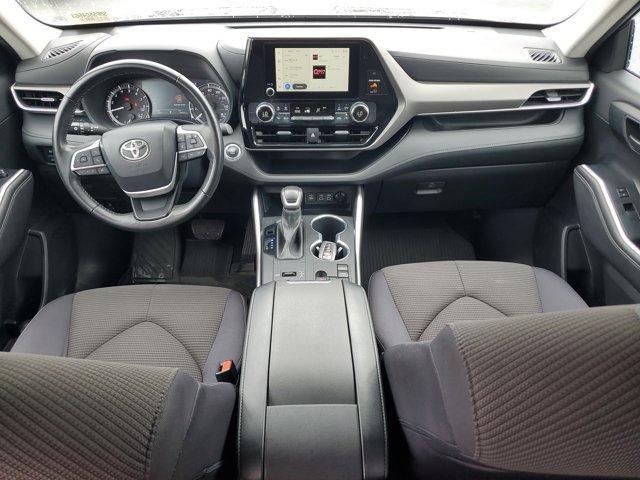 used 2023 Toyota Highlander car, priced at $34,584