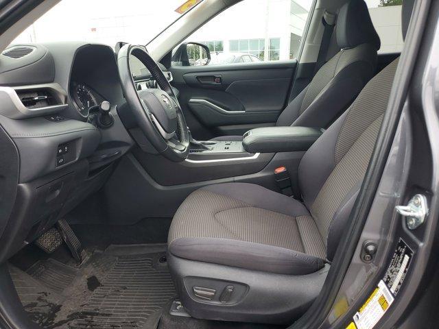 used 2023 Toyota Highlander car, priced at $34,584