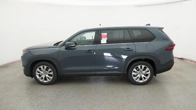 new 2025 Toyota Grand Highlander car