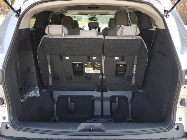 new 2025 Toyota Sienna car