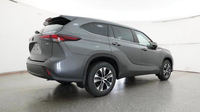 new 2025 Toyota Highlander Hybrid car, priced at $50,141