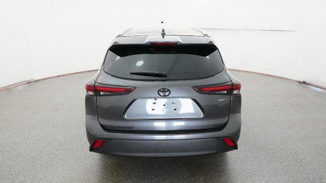 new 2025 Toyota Highlander Hybrid car, priced at $50,141