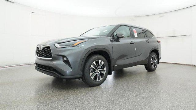 new 2025 Toyota Highlander Hybrid car, priced at $50,141