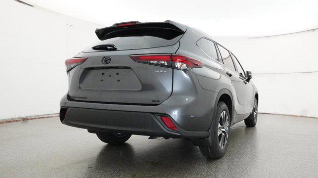 new 2025 Toyota Highlander Hybrid car, priced at $50,141