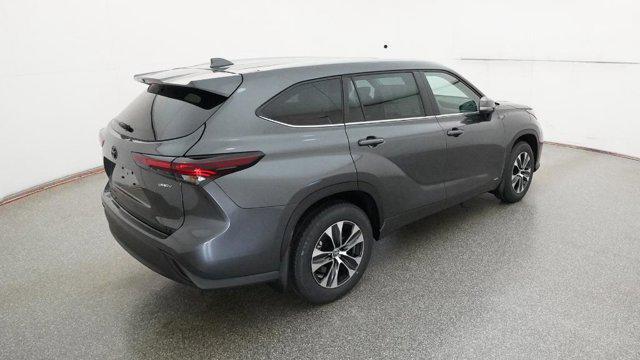 new 2025 Toyota Highlander Hybrid car, priced at $50,141