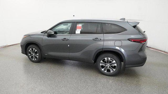 new 2025 Toyota Highlander Hybrid car, priced at $50,141