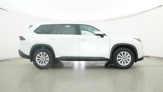 new 2025 Toyota Grand Highlander car