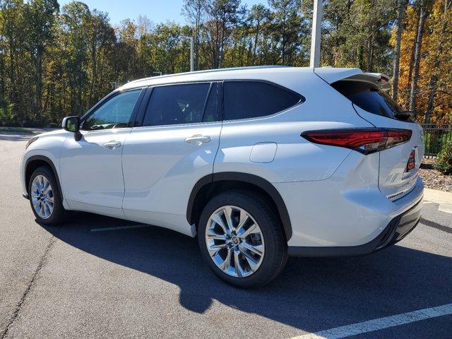 used 2023 Toyota Highlander Hybrid car, priced at $41,845