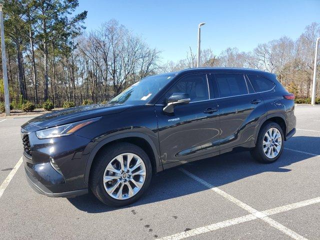 used 2020 Toyota Highlander Hybrid car, priced at $28,769