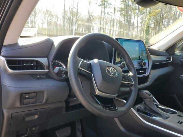 used 2021 Toyota Highlander car, priced at $30,256